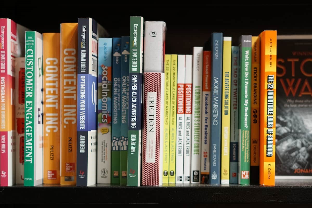 خلاصه کتاب های بازاریابی و فروش در بوکاپو