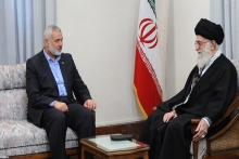 «اسماعیل هنیه» از رهبر انقلاب اسلامی قدردانی کرد رئیس جنبش مقاومت اسلامی فلسطین (حماس) در پیامی برای رهبر معظم انقلاب اسلامی ایران به مناسبت چهل و دومین سالروز پیروزی انقلاب از ایشان به سبب ایستادگی در کنار مردم و آرمان فلسطین قدردانی کرد.