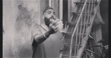 با آزار جنسی کودکانمان مقابله کنیم در همه دنیا، ارایه هرزهنگاری (پورنوگرافی) به کودکان ممنوع است و اگر کسی کودکان را به تماشای پورنوگرافی تشویق کند، با واکنش منفی مردم و دولت مواجه میشود.