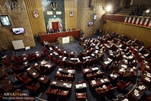 واکنش مجلس خبرگان به خروج آمریکا از برجام در پی نقض عهد و خروج غیر قانونی آمریکا از برجام، مجلس خبرگان رهبری با صدور اطلاعیهای این اقدام را محکوم کرد.