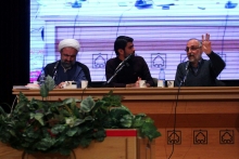 رسایی و اعلمی در دانشگاه فردوسی مناظره کردند حجتالاسلام حمید رسایی، نماینده دوره هشتم و نهم مجلس شورای اسلامی و اکبر اعلمی، نماینده دوره ششم و هفتم مجلس شورای اسلامی با موضوع دستهای آلوده و ریشهیابی فساد اقتصادی در ایران با یکدیگر مناظره کردند.