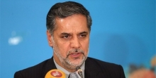 اجازه ندهیم ضد انقلابها تریبون معلمان باشند نماینده مجلس شورای اسلامی گفت: کانون تربیت اسلامی، مرجع خوشنام، دینی و مناسبی است و میتوانیم از طریق کانون، از مطالبات صنفی معلمان دفاع کنیم و اجازه ندهیم ضد انقلابها تریبون معلمان باشند.