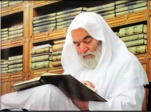 شش سال از عروج ملکوتی «عزیز خدا» گذشت معمولاً جلسات ايشان با سکوت ممتد و فکر عميق و جلسه ختم صلوات آغاز مي شد و افراد در بدو ورود بدون کمترين کلامي و پس از سلامي، مشغول ذکر شريف صلوات مي شدند و هر فرد مي بايست نثار يکي از ذوات مقدسه چهارده معصوم حداقل هزار صلوات مي فرستاد.