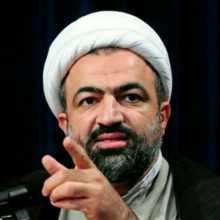 طبعا حذف صدای طلاب و فضلای انقلابی که بازتاب دهنده مطالبات مراجع انقلابی و علمایی همچون آیت الله مصباح (به عنوان عقبه تئوریک نظام به تعبیر رهبر انقلاب) از تریبون این دیدار، قطعا اقدامی است که امام خامنه ای آن را «انحراف» خوانده و خوشش نمی‌آید .
