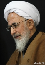 «فردوسی» ايران موحد و اسلامی را در سايه توحيد و ولايت زنده نگه داشت آیتالله جوادی آملی گفت: فردوسی مسئله توحيد را حماسهای کرد، مسئله ولايت و امامت و تشيع را حماسهای کرد، بعد ايران موحد را، ايران اسلامی را در سايه توحيد و ولايت زنده نگه داشت.