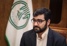 بررسِ وزارت فرهنگ و ارشاد اسلامیِ جمهوریِ اسلامیِ ایران غلط زیادی میکند که... صراحت لهجهام را ببخشید؛ اما باید بگویم: «بررسِ وزارت فرهنگ و ارشاد اسلامیِ جمهوریِ اسلامیِ ایران» غلط زیادی میکند که جمهوری اسلامی در بین معیارهایش نباشد.