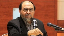 روحانی دستور داد صوت جلسه محرمانه بماند/ محتوای نشست را منتشر کنید تا معلوم شود چه کسی توهین کرد +فیلم عضو شورای عالی انقلاب فرهنگی گفت: شما می گویید بنده توهین کردم، خوب متن و صوت جلسه را منتشر کنید. آقای روحانی در جلسه گفت که من تا صبح پیگیر بودم که همه مردم راضی بودند و با اعتراض بعضی مراجع و نمایندگان اوضاع پیچیده شد و اغتشاش آغاز شد.