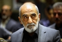 ترامپ و دندههای صدمن یک غاز روزنامه صهیونیستی هاآرتص خطاب به نتانیاهو نوشت مگر ما با امارات و بحرین و عربستان و... در جنگ بودیم که از توافق اخیر با عنوان توافق صلح و عادیسازی روابط یاد میکنید؟