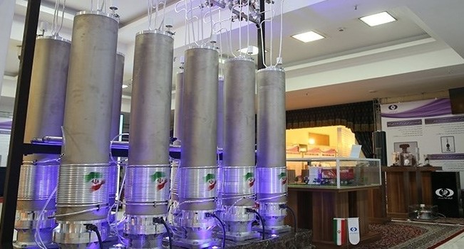 غنیسازی بیست درصد رسما آغاز شد/ وحشت غرب و رژیم صهیونیستی از پایان مدارا/ مجلس به انفعال دولت پایان داد ظریف در این خصوص نوشت: اقدام جبرانی ما کاملا با بند ۳۶ برجام پس از سالها عدم پایبندی چندین کشور طرف برجام به تعهداتشان، مطابقت دارد.