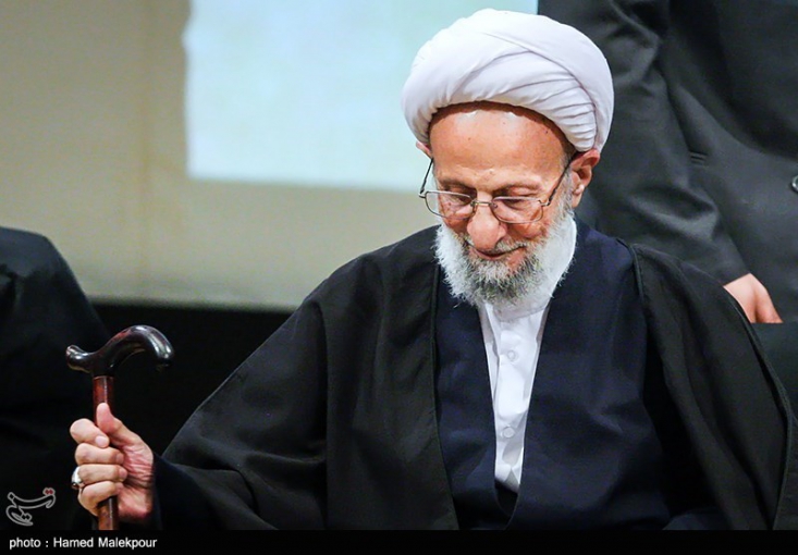جهان اسلام در سوگ مجاهد انقلابی نشست/ پیامهای تسلیت حزبالله لبنان، حزبالله عراق، شورای علمای افغانستان و شخصیتهای جهان اسلام سخنگوی جنبش نُجَباء ضمن تسلیت این ضایعه به پیشگاه رهبر معظم انقلاب، مردم عزیز ایران و عاشقان اهل بیت (ع)، تاکید کرد که آیت الله مصباح یزدی عمر خود را در راه خدمت به اسلام و مسلمین صرف کرد.