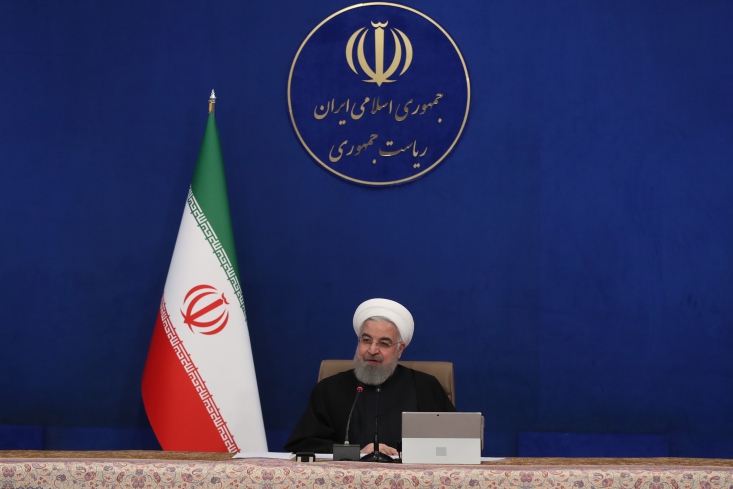 امروز برجام زنده و سرحالتر از دیروز است!/ ترامپ سیاست بلد نبود، اینهایی که جدید آمدهاند مسائل سیاسی را میفهمند/ مردم بودجه خوب و زندگی بهتر و معیشت بهتر می خواهند رئیسجمهور با بیان کسی که در کاخ سفید روی کار بود و امروز پرونده سیاهش بسته می شود، گفت: او سیاست بلد نبود و برج ساز بود و همیشه سیاست را در همان وادی میدید و چیز دیگری سرش نمی شد،