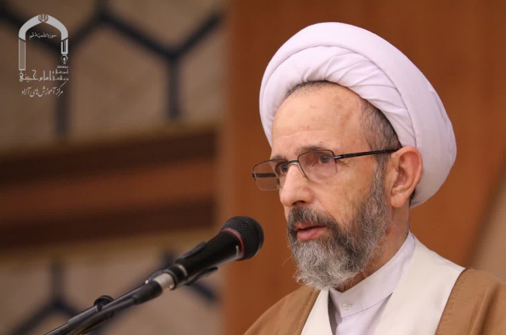 استقبال بیش از ده هزار نفر از دوره مجازی طرح ولایت/ آیت الله رجبی: مقام معظم رهبری می فرمایند که طرح ولایت باید فراگیر شود/ در این طرح از عمیقترین معارف بحث می شود آیت الله رجبی گفت: اساس طرح ولایت آموزش معرفت هایی است که به صورت نظام مند از عمقی ترین معارف تا اوج آن که معرفت به نظامی است که در مرکزیت آن ولایت فقیه قرار دارد را شامل می شود.