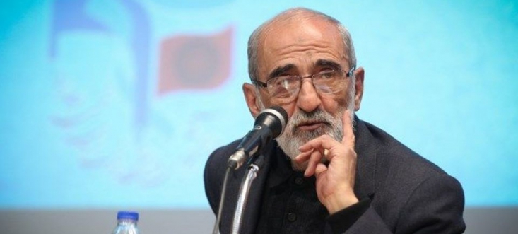 به ساحت حضرت آیتالله مصباح اهانت کردهاید، چرا عذرخواهی نمیکنید؟/ ایشان معیشتی آمیخته به تنگدستی داشت/ چرا خود را یگانه نهاد مبارزه با فساد میدانید؟ انتظار آن بود که آقای توکلی به اشتباه خود اذعان نموده و به خاطر آزردگی خاطری که برای خانواده و شاگردان حضرت آیتالله و تودههای عظیم دوستداران ایشان پدید آورده بودند، صمیمانه و خاضعانه عذرخواهی کنند.