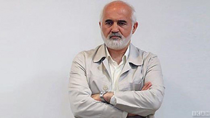 غسال علامه مصباح چنين فردی نبوده است/ بدن مطهر ايشان در منزل چنين فردی غسل داده نشده/ آيتالله مصباح در طول عمرشان با چنين فردی ارتباط نداشتهاند/ چرا احمد توکلی در صف تروريستهای فکر و فلسفه «عقبة تئوريک نظام»قرار گرفته است؟ اين کدام عدالتطلبی است که به شما اجازه ميدهد آبرو و حيثيت فردی را به حراج بگذاريد؟! اين کدام مکتب اخلاقي و دينی است که به شما چنين حقی داده است؟معيار شفافيت و عدالتتان چيست يا کيست؟