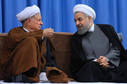 رئیسجمهور: شهید بهشتی به هاشمی گفت نوبت مظلومیت تو هم میرسد/ کارگردان مستند انتخاباتی هاشمی: خاطره شهید بهشتی زاییده ذهن من است حسن روحانی گفته است: گفت: هاشمی زمانی به شهید بهشتی از مظلومیتهای آن شهید گفت و شهید بهشتی نیز به او گفت که این آسیاب به نوبت است؛ نوبت تو (هاشمی) هم میرسد.