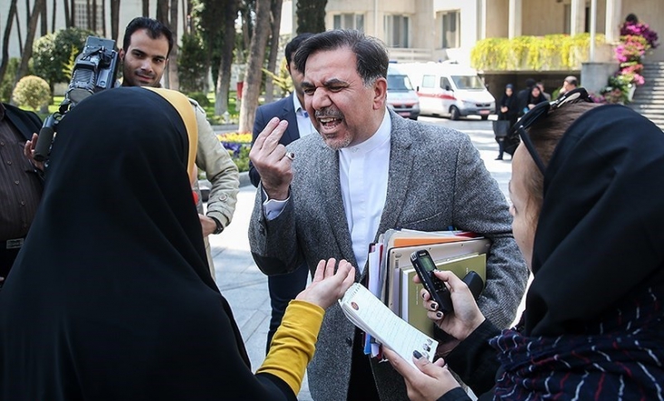 علی خضریان: پرونده ترک فعل آخوندی در کمیسیون اصل نود باز است/ با ترک فعل ایشان کشور دچار مشکلات اساسی شده است/ بگویند در دوره وزارتشان چند کیلومتر جاده ساختهاند؟ یک نماینده مجلس گفت: جدای از بحث انحرافی و تکراری عدم تمکین به نتیجه انتخابات با جرزنی سیاسی که در آن ید طولایی دارید، پیرامون وضعیت آشفته مسکن که با قمپوز نئولیبرالی برای بخشهای وسیعی از جامعه به ارمغان آوردید پاسخ دهید.