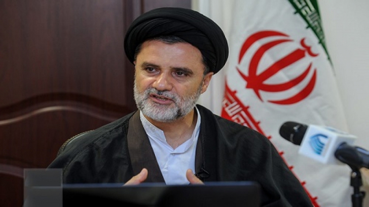برگزاری پر ایراد انتخابات؛ از قطعی برق در شعبات تا خواب ماندن نماینده فرمانداری در مورد صندوقهای سیار هم که برای افراد سالمند که شرایط جسمی لازم برای حضور در شعب اخذ رأی ندارند پیش بینی شده از ارسال صندوقهای سیار به مناطق روستایی برای اخذ رأی از سالمندان جلوگیری شده است.