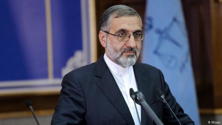 حجتاسلام مصدق معاون اول شد/ مبارزه با فساد ادامه خواهد داشت/ در اجرای قانون فرقی بین محکوم امنیتی و غیر امنیتی نیست/ وزارت نیرو به تکالیف خود در برنامه ششم توسعه عمل نکرده است سخنگوی دستگاه قضا گفت: حجتالاسلام محسنیاژهای روز گذشته حجتالاسلام محمد مصدق را به عنوان معاون اول قوه قضائیه انتخاب کرد؛ حجتالاسلام مصدق پیش از این رئیس دیوان عدالت اداری بود.