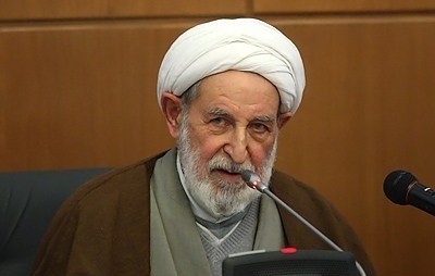 در جلسه مجلس خبرگان رهبری،  آیت‌الله محمد یزدی با 47 رای به عنوان رئیس مجلس خبرگان رهبری  انتخاب شد. برپایه این گزارش کاندیداهای ریاست مجلس خبرگان رهبری آیت‌الله مومن، آیت‌الله هاشمی شاهرودی، آیت‌الله هاشمی رفسنجانی و آیت‌الله یزدی بودند که آیت الله شاهرودی در جریان برگزاری انتخابات انصراف خود را اعلام کرده و آیت‌الله هاشمی رفسنجانی با اخذ 24 رای از ریاست مجلس خبرگان باز ماند.