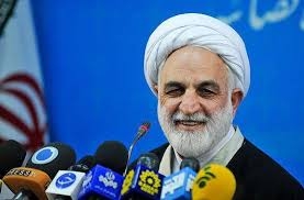اژه ای: پایان یکه تازی آقازاده فاسد/ م.ه به جرم فساد اقتصادی، ارتشا، اختلاس و اخلال در امنیت به حبس، جزای نقدی و انفصال از خدمت محکوم شد محسنی اژه ای در گفتگو با شبکه خبر با اعلام اینکه هنوز حکم قطعی نشده و در این باره عذر قانونی دارم، گفت: یک بخش از اتهامات م . ه. به استناد ماده 3 قانون تشدید مرتکبان ارتشا و اختلاس و کلاهبرداری حکم به حبس، جزای نقدی و انفصال صادر شده است.