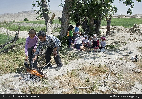عکس معلمی در روستای محروم گاه گل پایگاه اطلاع رسانی رجا