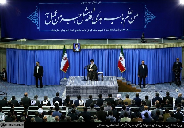 تحقیقات دقیق نشان میدهد مسألهی بورسیهها، به آن شکلی که در روزنامهها با آن بازی کردند نبود اما اگر هم بود باید از راههای قانونی امتیازاتی که عدهای بر خلاف قانون گرفته بودند لغو میشد نه اینکه سر و صدا و جنجال درست شود.