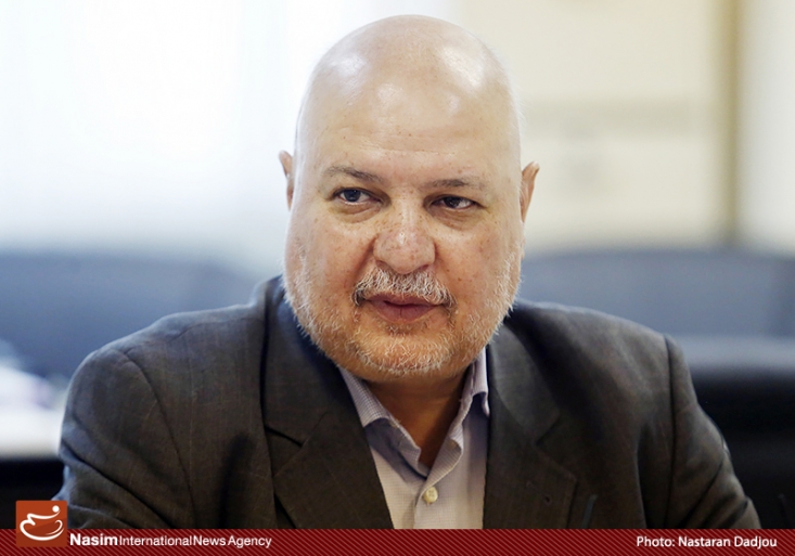 یک ایراد جدی که به حزب کارگزاران و اصلاح طلبان است، این است یک ایراد هم از کرسنت نمی‌گیرند. زمانی که در مجلس بودم گزارشی آمد که فردی به نام بابک زنجانی میعانات و فرآورده های نفتی را از ایران می‌گیرد و می فروشد و به گونه ای عمل می کند که انگار نمی خواهد پولش را برگرداند.