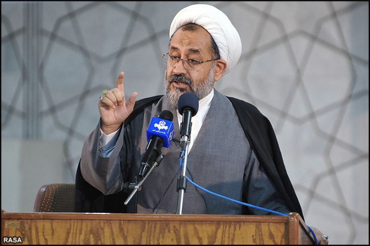 در حالی که در روزهای پایانی مذاکرات تیم آقای جلیلی، طرف غربی به این نتیجه رسیده بود که تحریم‌ها را بردارد. به نظر شما چرا مذاکرات هسته‌ای 2 سال طول کشید؟ برای این که قبح مذاکره با آمریکا شکسته شود و حساسیت بچه‌های ارزشی نسبت به مذاکره با آمریکا به مرور کم شده و ارزش‌های ما فرسوده شود
