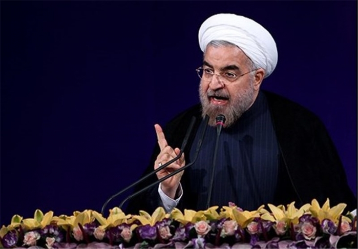 ولی برای تحقق این الگو در حال حاضر دو مشکل وجود دارد؛ مشکل اول این است که نرخ نقد شدن شکسته است یعنی رئیس جمهور قبلی و رئیس جمهور قبل تر در رسانه ها چنان نقد شدند که رویای بازگشت به رئیس جمهور سلف اینها که آقای هاشمی است، دست نیافتنی است؛ الان حتی یک صدم انتقادات به دولت قبلی مطرح نمی‌شود، این نرخ نقد شکسته شده و دولت نمی خواهد این را بپذیرد