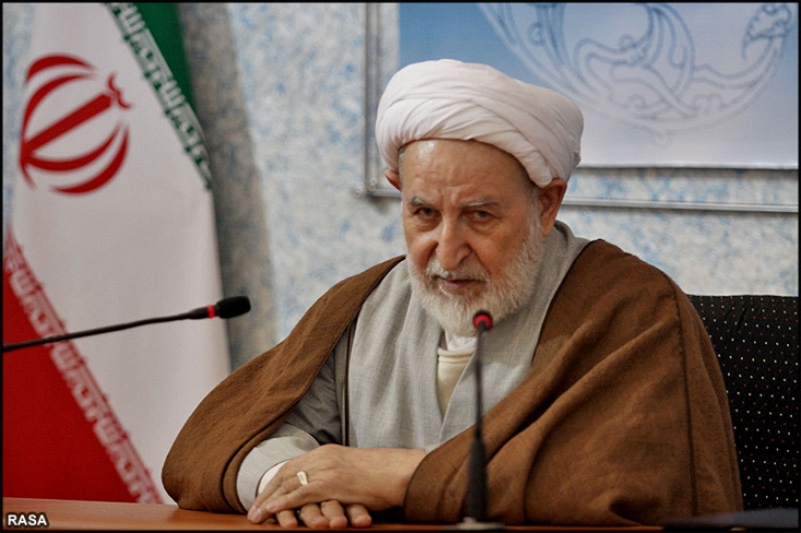 این که فلان مرجع یا مجتهد بگوید فلانی مجتهد است، اعتبار قانونی ندارد/ فقهای شورای نگهبان غیر از قانون هیچ چیز دیگر را قبول ندارند آیت الله یزدی با اشاره به این که در مساله احراز اجتهاد داوطلبان نمایندگی خبرگان قانون تکلیف را مشخص کرده است، گفت: فقهای شورای نگهبان تحت هیچ فشاری درباره هیچ کس حاضر نیستند نظر بدهند و ما غیر از قانون هیچ چیز دیگر را قبول نداریم.