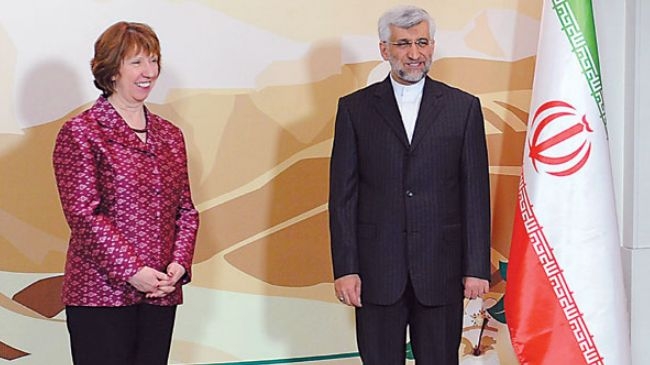 جلیلی در این نامه خطاب به کاترین اشتون نوشته است: از این که در نامه سرکار عالی بر احترام به حق ایران در استفاده صلح‌آمیز از انرژی هسته‌ای طبق معاهده عدم اشاعه تأکید شده است، استقبال می‌کنیم. التزام به این رویکرد می‌تواند موجب شروع گفت‌وگو برای همکاری بر اساس اصول گام به گام و عمل متقابل در موضوع هسته‌ای ایران نیز شود.