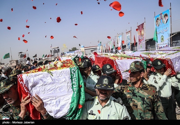 پیکر مطهر ۷۸ شهید دفاع مقدس دقایقی پیش از مرز شلمچه وارد خاک ایران شد و مورد استقبال مقامات لشکری و کشوری و مردم شهرهای آبادان و خرمشهر قرار گرفت.