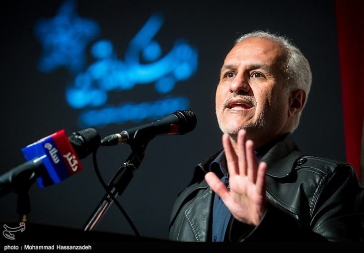 رئیس اندیشکده یقین افزود: آمریکایی‌ها یک عکس از قاسم سلیمانی در خیابان‌های حلب دیدند بعد از آن سخنگوی کاخ سفید می‌گوید قطعنامه 2231 نقض شده و چرا قاسم سلیمانی در حلب بوده است. در پاسخ باید بگوییم ما تا کف واشنگتن راهپیمایی نکنیم مأموریتمان تمام نمی‌شود.