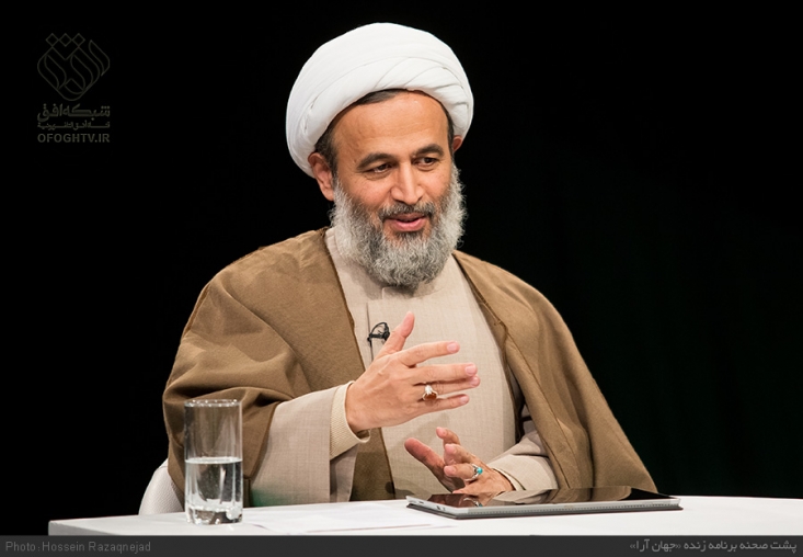 مهمترین خواسته مردم در 9 دی «اعدام سران فتنه» بود/ «اعدام فکری» سران فتنه مهمتر از اعدام فیزیکی آنهاست/ کسانی که در سال 88 از فتنهگران کتک خوردند در عراق و سوریه توسط تروریستها به شهادت رسیدند + فیلم ما در کنار 9 دی پیروزی حلب را هم جشن میگیریم، دیگر چه برخوردی بهتر از این در مقام اعدام فتنهگران؟! من اعدام نکردن فتنهگران را شبیه اعدام نکردن همه تروریستهایی میدانم که در حلب اسیر شده بودند، ولی اجازه دادند که فرار کنند.