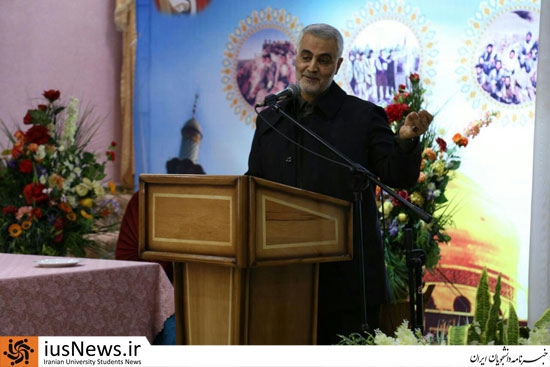 سردار سلیمانی: اصلی ترین ضعف دشمن در جبهههای مختلف عدم وجود رهبری چون رهبر انقلاب است/ محصولی: الگوی مردم سالاری دینی توانسته هندسه قدرت در جهان را به نفع مسلمانان تغییر دهد امروز جمهوری اسلامی ایران یک الگوی عملی حکومت داری مبتنی بر اسلام ناب را به جهانی مملو از ایسم های الحادی و مادی عرضه کرده و در رویارویی با الگوهای برگرفته از مکاتب شرقی و غربی به عبارتی از سوسیالیسم شرقی تا لیبرال دموکراسی غربی به توفیقات بزرگی رسیده و توانسته این الگو را به اقصی نقاط منطقه و جهان صادر کند.