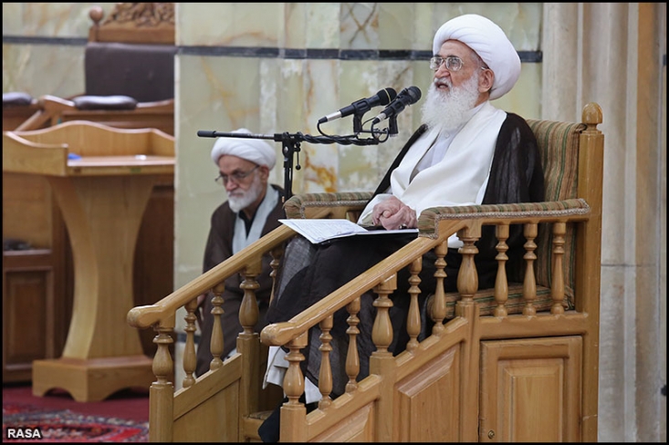 حضرت آ&zwnj;یت الله نوری همدانی گفت: بعضی از مسؤولان می گویند که مردم بايد شاد باشند ما هم مي گويم باید مردم شاد باشند ولی با شکم گرسنه و دیدن جوان بیکار چگونه می شود شاد بود.