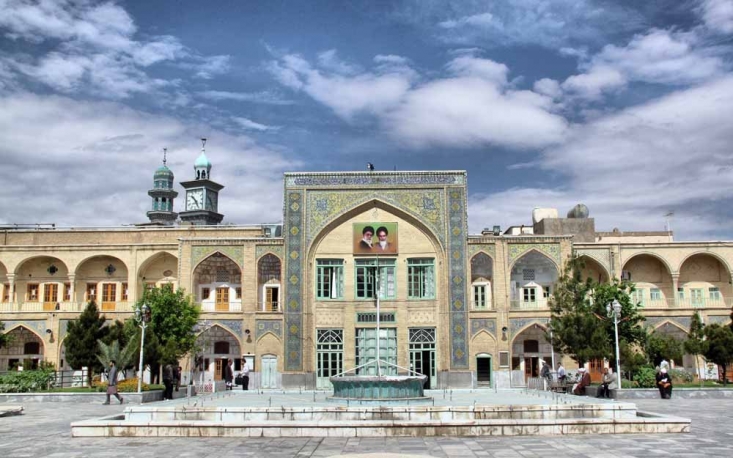 بیانیه جمعی از طلاب در باره انقلابزدایی از حوزه از زبان مدیر محترم حوزه های علمیه، شورای عالی حوزه علمیه، معاونت های قم، مدیریت های استانی و همه تأثیرگذاران جامعه اسلامی عرض خجلت و شرمندگی به محضر رهبر معظم انقلاب می گردد.