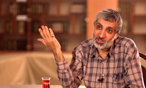 فیاض: باب فلسفه در آمریکا بسته شده است و دیگر روشنفکر ندارد/ غرب برای بازسازی خود از دل لیبرالیسم افراطی به فاشیسم ترامپ پناه برده است/ غربگرایان وطنی از ترس فاشیسم به لیبرالیسم دعوت می کنند در حالی که انقلاب اسلامی مسیر سوم است یک استاد دانشگاه گفت: آمریکا با هژمونی رسانهای سرپا مانده است و پشت آن گفتمانهایی در دانشگاهها ساخته میشود که در مؤسسات راهبردی تبدیل به استراتژی شده و بعد تبدیل به هنری مثل سینما میشود.