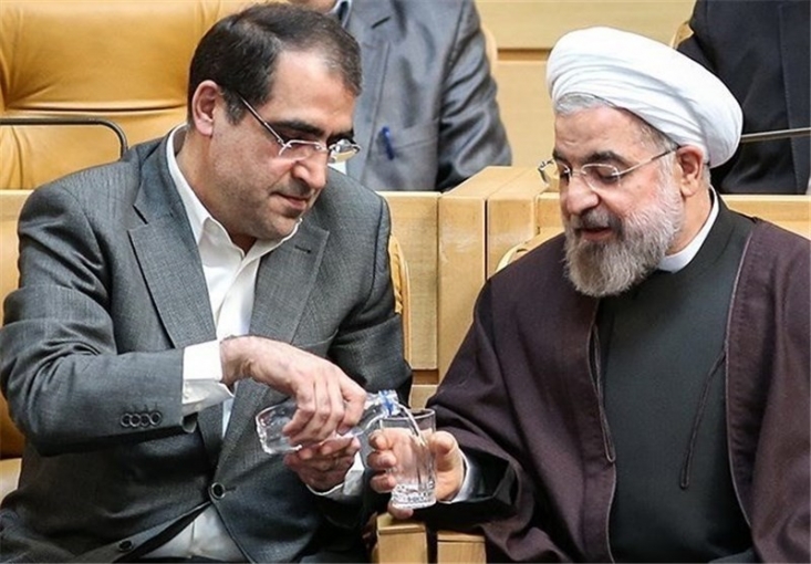 در طرح تحول سلامت به پزشکان غیرشاغل در بیمارستان ها حقوق های زیادی پرداخت و اعلام شد این پرداختی ها به پزشکان در مناطق محروم صورت گرفته، در حالی که برخی افراد در ستاد دانشگاه و ستاد وزارتخانه این پول ها را دریافت کردند که ممکن است دو سال دیگر خود را نشان دهد. البته اکنون دیوان محاسبات و سازمان بازرسی کل کشور ورود پیدا کرده تا به این موارد رسیدگی کنند.