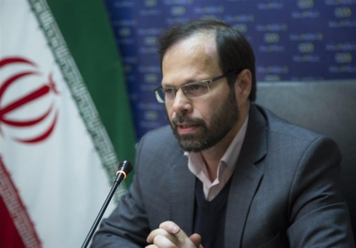 مدیر شبکه مستند: شهید آوینی را باید از میان نوشته هایش شناخت / حاج نادر طالب زاده پس از آوینی نقش برجسته ای در تربیت نیرو در حوزه مستندسازی داشت سلیم غفوری، مدیر شبکه ی مستند است که عمدهی فعالیتهای وی به همین عرصه بازمیگردد. او با بسیاری از نزدیکان سید مرتضی آوینی چون نادر طالبزاده، رضا برجی و سعید قاسمی از نزدیک همکاری داشته و با مجموعه جریانهای مستندسازی در کشور آشنایی دارد. او معتقد است راه و رسم سید شهیدان اهلقلم و در ادامه فعالیتهای نادر طالبزاده و دوستان شهید اوینی به تربیت نسلهای بعدی مستندسازی در کشور منجر شده است.