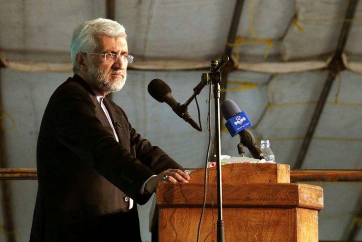 عضو مجمع تشخیص مصلحت نظام ادامه داد: چرا وقتی از پیشرفت کشور سخن گفته میشود عده ای به سرعت در آبان 94 طرحی به نام ipc را تصویب میکنند؟ و وقتی نخبگان کشور مشکلات را بیان میکنند خود این دولت مجبور میشود در عرض چند ماه 55 بار این سند را اصلاح کند! چگونه این دولت دارای تدبیر است اما فقط یک مصوبه اش 55 بار اصلاحیه داشته و هنوز هم مشکل دارد؟ 