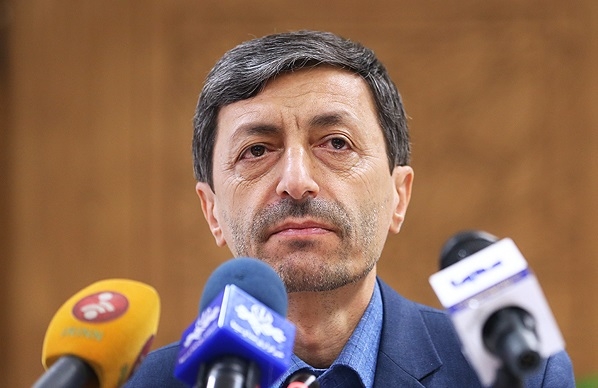  باید این موضع جناب رئیس جمهور باز شود. این حرف ایشان به تازگی بیان شده، لذا نیاز دارد که بررسی بیشتری صورت پذیرد. با توجه به شناختی که از ایشان دارم، قطعا ایشان موافق حضور قرارگاه سازندگی و خاتم الانبیا سپاه در پروژه‌های کشور هستند.