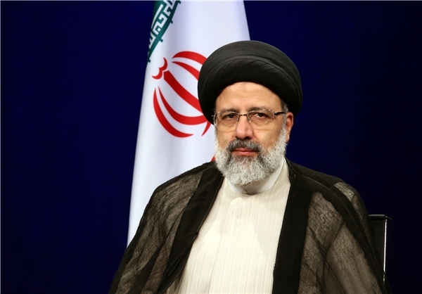 نشاط جوانان محدود به «شادیهای ناسالم غربی» نیست/ جشنهای دهه کرامت؛ جلوهای از شادی و نشاط مبتنی بر ارزشهای اسلامی تولیت آستان قدس رضوی با بیان اینکه نباید تصور کرد نشاط جوانان تنها محدود به شادیهای ناسالم الهام گرفته از فرهنگ غربی میشود، گفت: جشنهای دهه کرامت جلوهای از شادی و نشاط مبتنی بر ارزشهای اسلامی است.