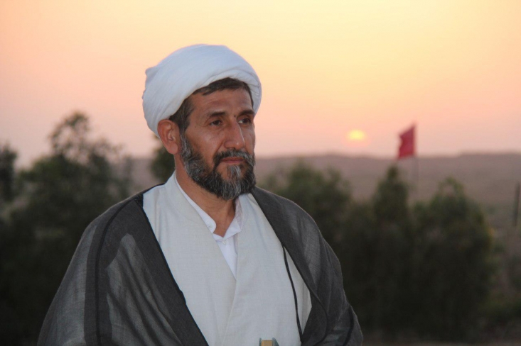 انسان یعنی غیرت/ آدم بی غیرت ارزش انسانی ندارد، گرچه از جایگاه و پایگاه اجتماعی بالائی برخوردار باشد اجازه ورود بیگانه به سرزمین شخصیت، ناموس، فکر، دین، فرهنگ، اقتصاد، سیاست، آب و خاک به هر بهانه و عنوانی که باشد بی غیرتی است. و آدم بی غیرت ارزش انسانی ندارد، گرچه از جایگاه و پایگاه اجتماعی بالائی برخوردار باشد.