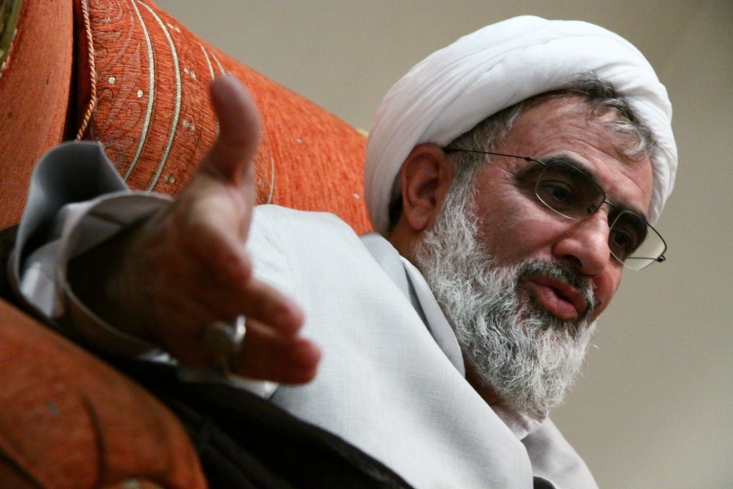 منافقین در زندان به صراحت می گفتند جنگ ما با شما تمام عیار است امام فرمودند اینها را برای چه نگه داشته اید؟ /هیئتی که امام سال67 معین کردند اتفاقا برای اعدام نکردن بود با اینکه چنین تخفیفی لازم نبود+ فیلم به تازگی گفتگویی از حجت الاسلام فلاحیان وزیر اطلاعات دولت اکبر هاشمی رفسنجانی منتشر شده است که وی در بخشی از این گفتگو به روشنگری درباره اعدام های سال 67 می پردازد که شاید به نوعی بهترین پاسخ فقهی-حقوقی و سیاسی در خصوص شبهات مطروحه باشد.