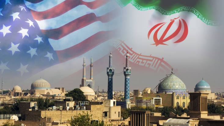 آمریکا از ایران چه میخواهد؟/ یک روایت شنیدنی از چیزهایی که درباره «سیاست در ایالات متحده» نمیدانید آیا آمریکا میخواهد ایران را نابود کند؟ یا این فقط یک ادعا از سوی بنیادگرایان افراطی در داخل ایران است؟ پاسخ به این سوال را باید در شناخت نوع نگاه سیاستمداران ایالات متحده نسبت به جمهوری اسلامی ایران جستجو کرد. آنچه در این سلسله از سخنرانیها میشنوید، روایت یک استاد دانشگاه است که 17 سال در خاک آمریکا زندگی کرده و انواع دیدگاه نسبت به ایران را در این کشور منطبق بر سه دسته ارزیابی میکند.