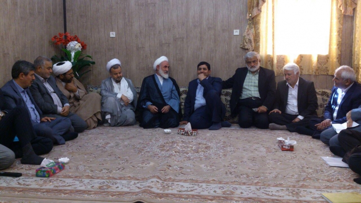 رییس ستاد اجرایی فرمان حضرت امام(ره) گفت: با انعقاد تفاهم‌نامه‌ی 800 میلیارد تومانی برای محرومیت‌زدایی و ایجاد 8000 شغل در استان سیستان و بلوچستان، میزان سرمایه‌گذاری ستاد در این استان به 1000 میلیارد تومان می‌رسد.