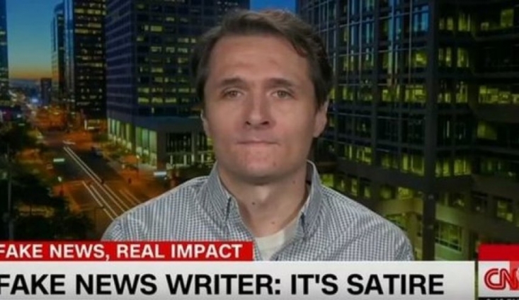 نویسنده‌ای که در سال ۲۰۱۶ با انتشار اخبار جعلی در طول انتخابات ریاست جمهوری آمریکا به شهرت رسیده بود، درگذشت.