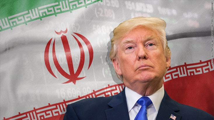 «ایرانِ» آمریکا/ منبع روایت مقامات سیاسی ایالات متحده درباره ایران چیست؟ همین غیرواقعی بودنِ روایت ترامپ از مردم ایران بود که باعث شد تا برخی رسانههای مطرح در ایالات متحده، این سخنان را به شدت محکوم کنند؛ تا جایی که حتی از او خواستند تا سکوت کند. تیتر تندِ روزنامه «نیویورک تایمز» علیه سخنان دونالد ترامپ درباره اعتراضات خیابانی در ایران، واکنشهای متفاوتی را در داخل کشور به دنبال داشته و تحلیلگران درباره آن نظراتی را بیان کردهاند اما این «ساکت باش» را نباید صرفا یک واکنش حزبی و سیاسی به رفتارهای رئیسجمهور ایالات متحده دانست.