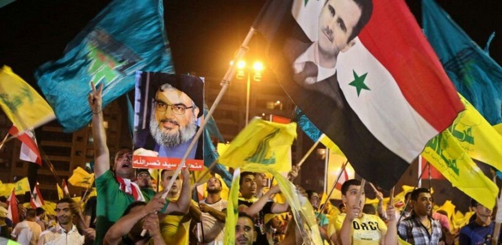 پیروزی معنادار حزب الله در انتخابات لبنان؛ پولپاشی سعودیها و شانتاژ تبلیغاتی غربیها جواب نداد؛ کرسیهای پارلمان لبنان رنگ مقاومت گرفت/واکنش رژیم صهیونیستی: لبنان یعنی حزب الله انتخابات لبنان یک نظرسنجی واقعی از مردم لبنان بود که آیا مردم لبنان و به خصوص اهل سنت این کشور حزب الله در تحولات اخیر را در مقابل تروریست های تکفیری قلمداد میکنند و یا اسیر تبلیغات جبهه غربی شده و حزب الله را در حال مبارزه با مردم مسلمان و احتمالا اهل سنت این کشور می بینند. این انتخابات که اولین انتخابات بعد از بحران سوریه بود مقبولیت و محبوبیت حزب الله را به رخ کشید و پیام محکمی نه تنها در داخل این کشور که در منطقه و جهان داشت.